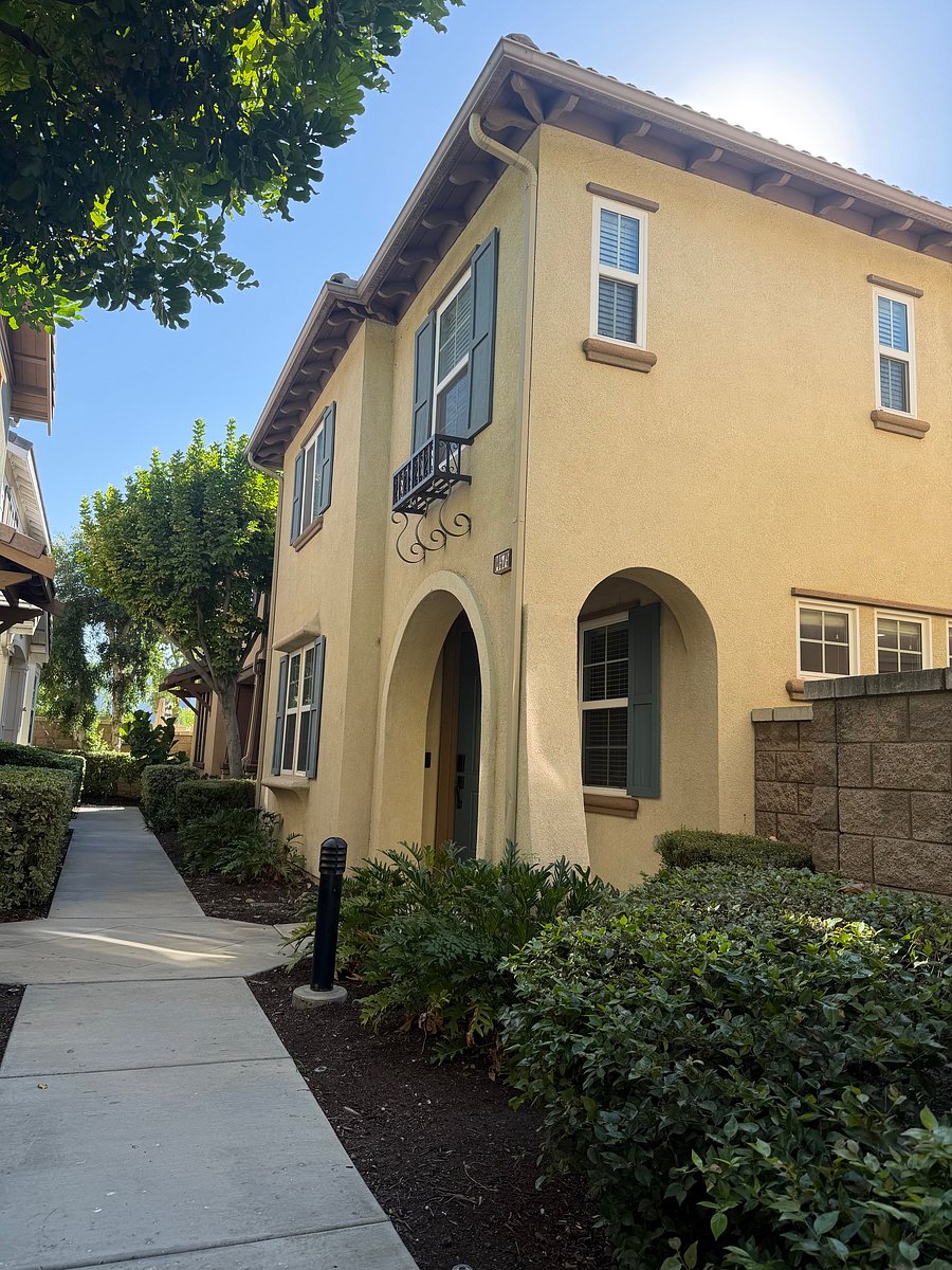 Furnished Finder property 1052361_1 photo 26