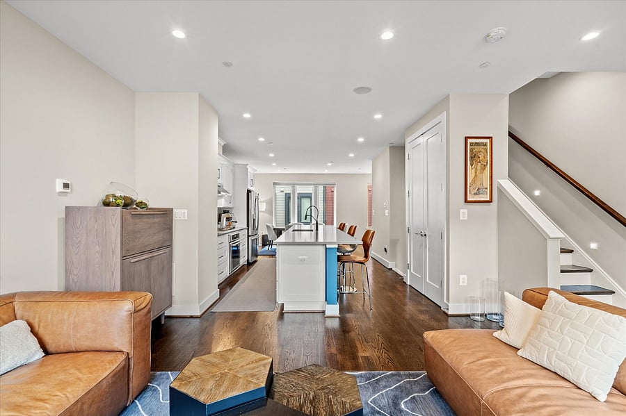 Furnished Finder property 1052380_1 photo 7