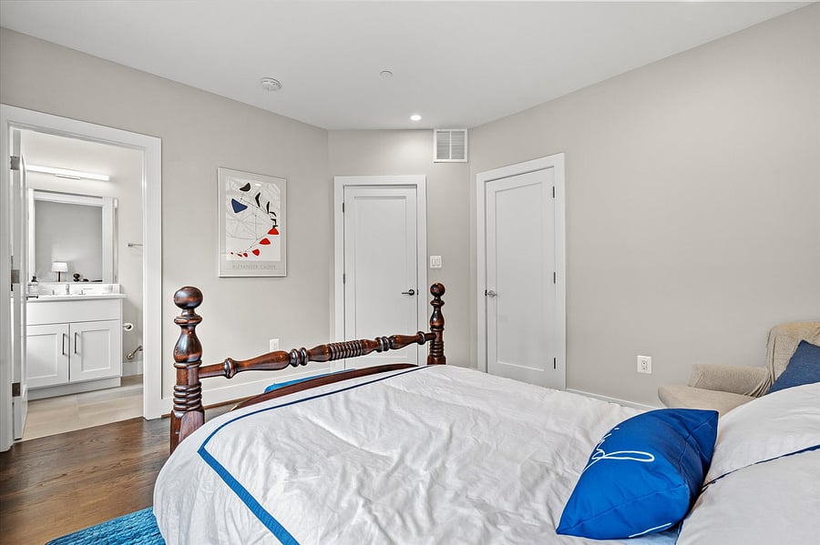 Furnished Finder property 1052380_1 photo 31