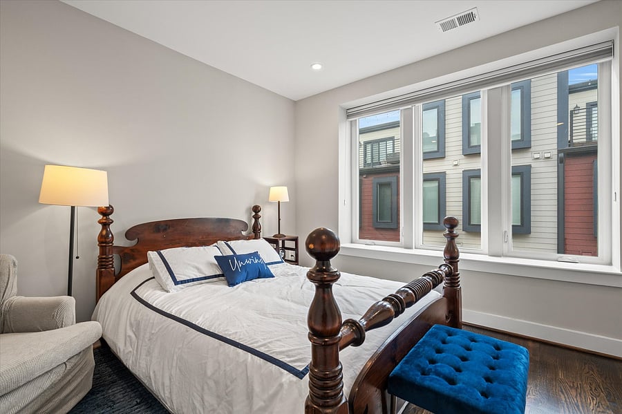 Furnished Finder property 1052380_1 photo 33