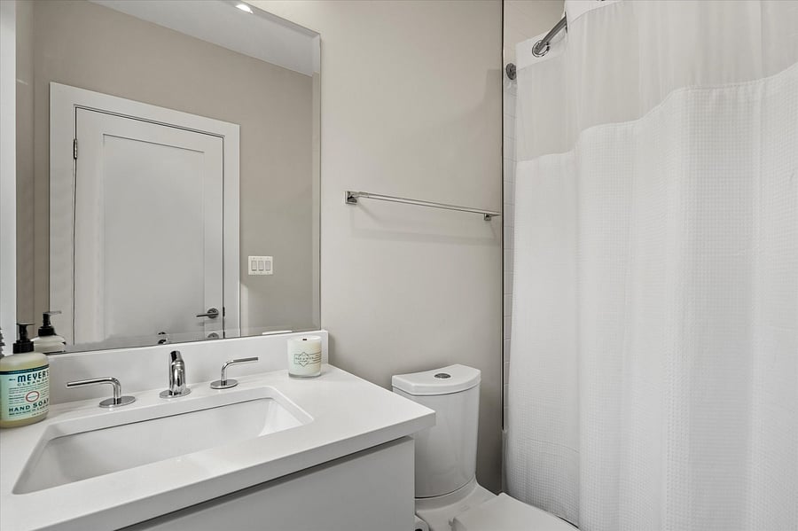 Furnished Finder property 1052380_1 photo 35