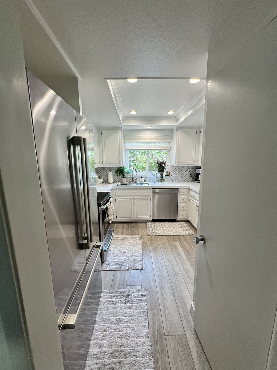 Furnished Finder property 1052384_1 photo 11