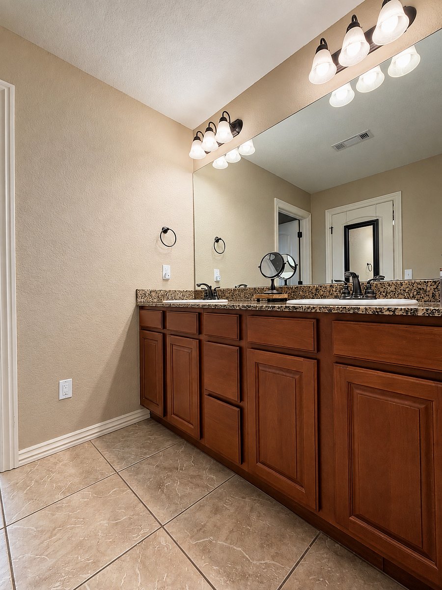 Furnished Finder property 1052394_1 photo 21