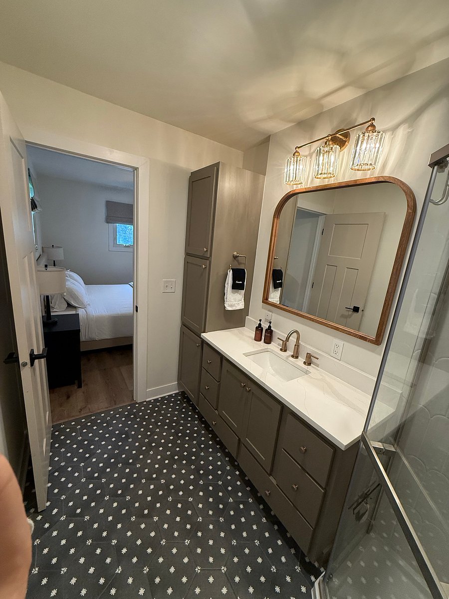 Furnished Finder property 1052395_1 photo 24