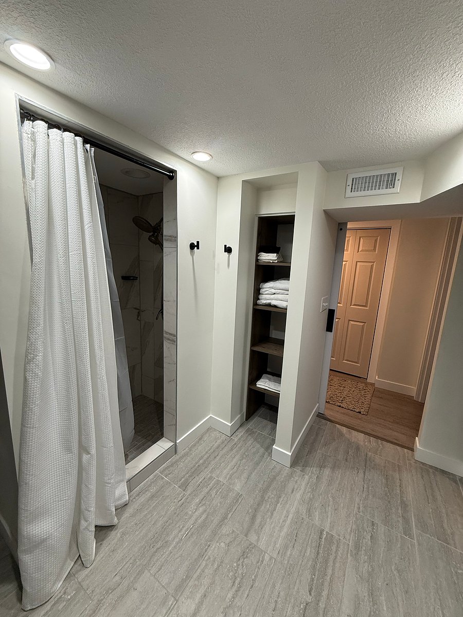 Furnished Finder property 1052395_1 photo 34