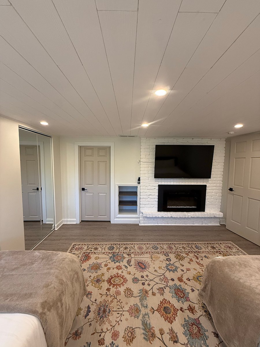 Furnished Finder property 1052395_1 photo 37