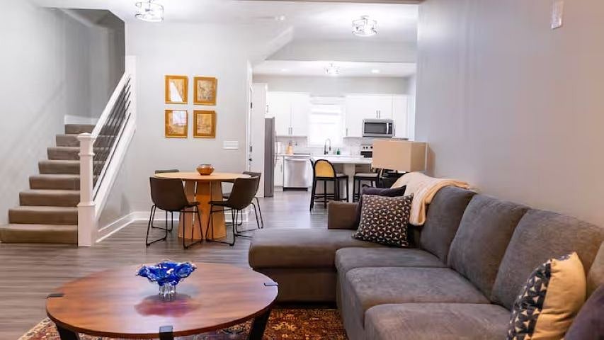 Furnished Finder property 1052400_1 photo 2