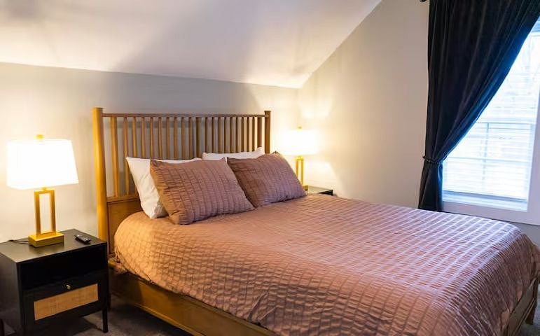 Furnished Finder property 1052400_1 photo 12