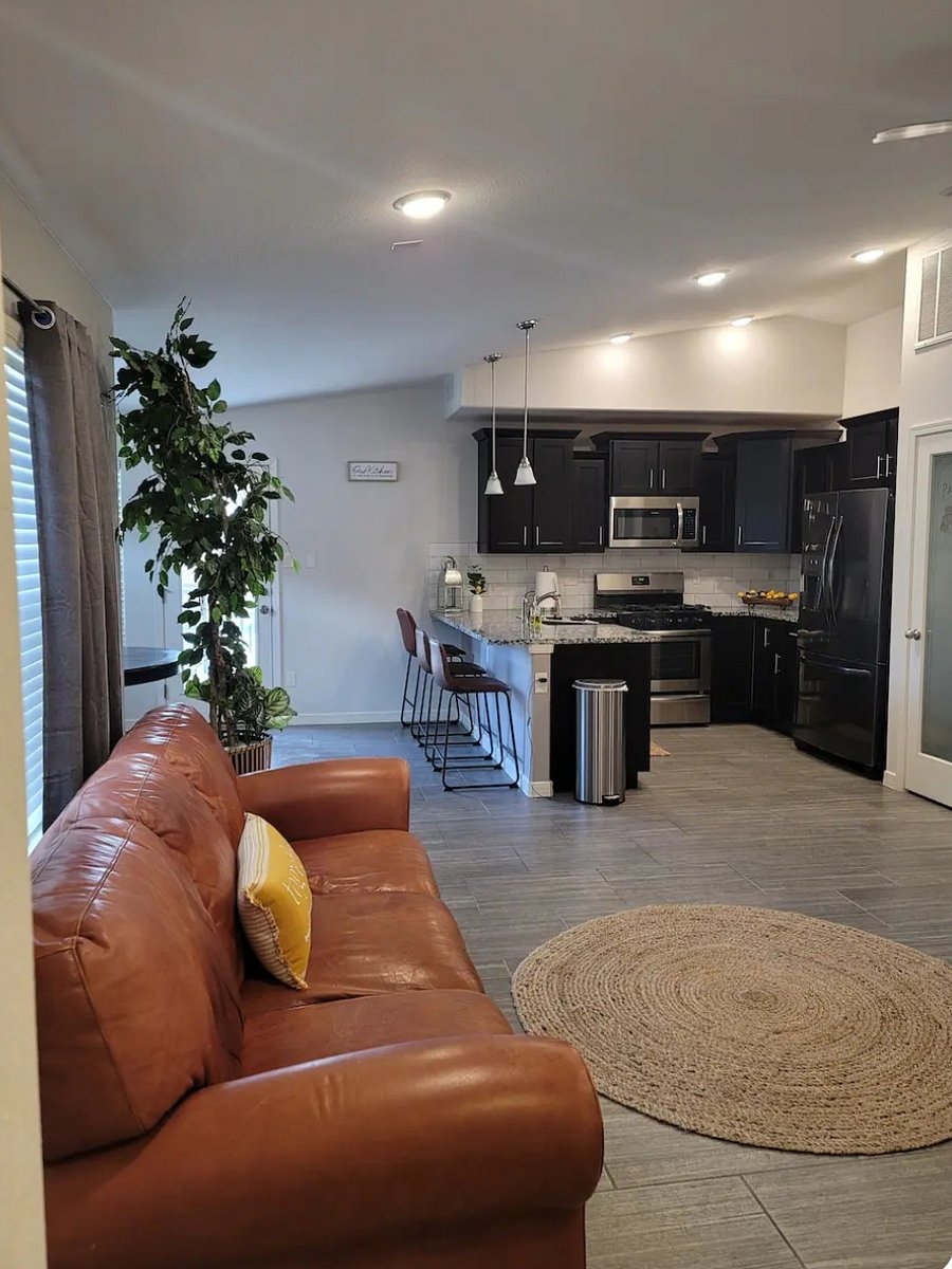Furnished Finder property 1052403_1 photo 8