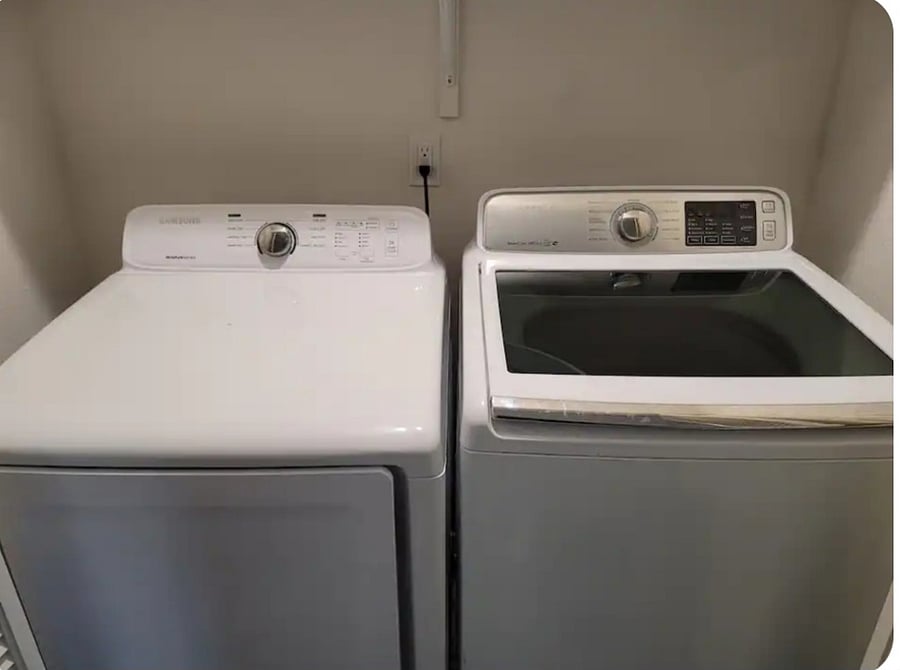 Furnished Finder property 1052403_1 photo 15