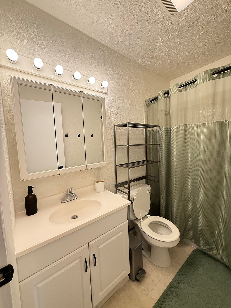 Furnished Finder property 1052405_1 photo 33