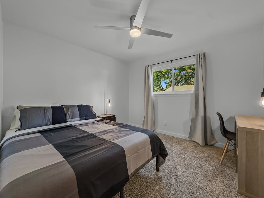 Furnished Finder property 1052433_1 photo 9