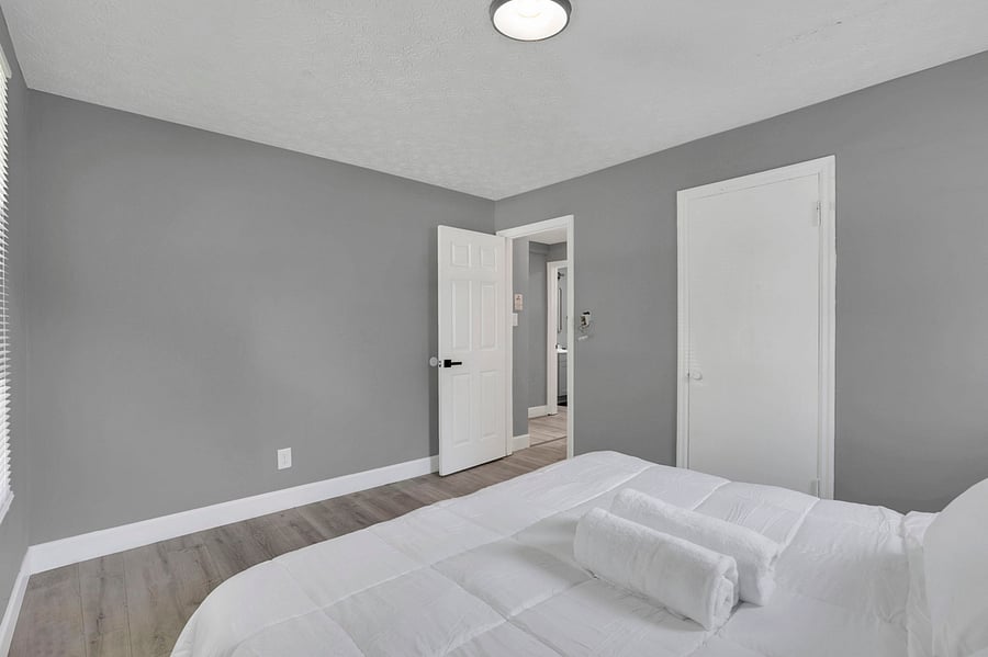Furnished Finder property 1052443_1 photo 25