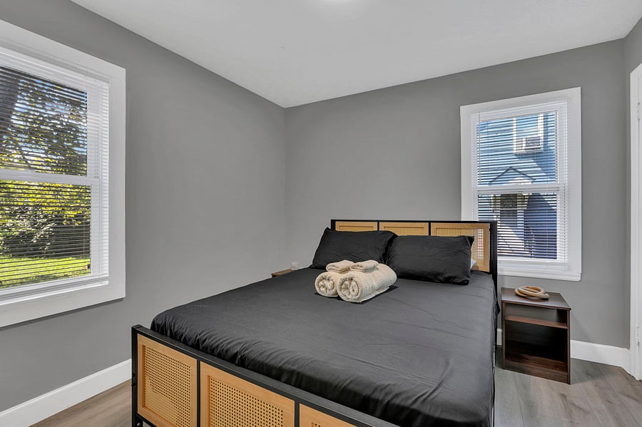 Furnished Finder property 1052443_1 photo 28
