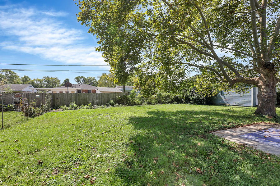 Furnished Finder property 1052443_1 photo 36