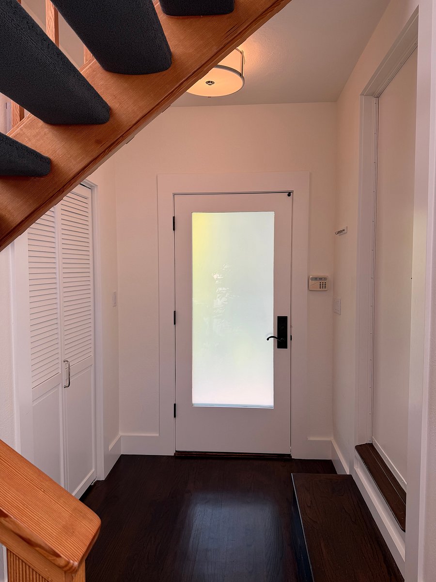 Furnished Finder property 1052445_1 photo 11