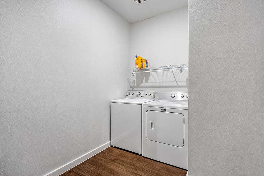 Furnished Finder property 1052477_1 photo 12