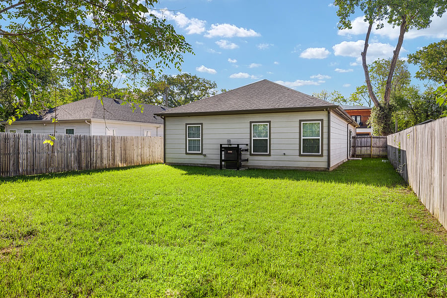 Furnished Finder property 1052477_1 photo 21