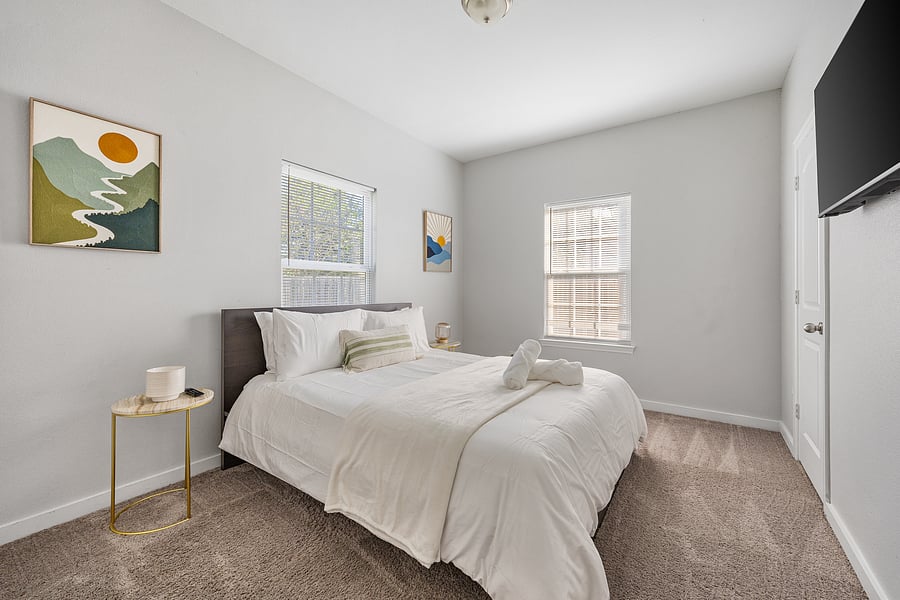 Furnished Finder property 1052477_1 photo 19