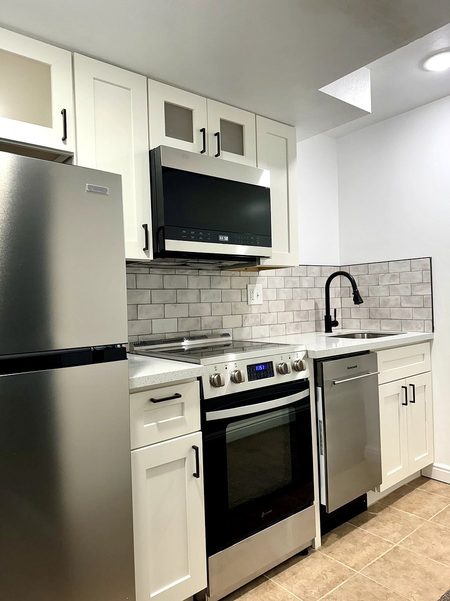 Furnished Finder property 1052486_1 photo 2