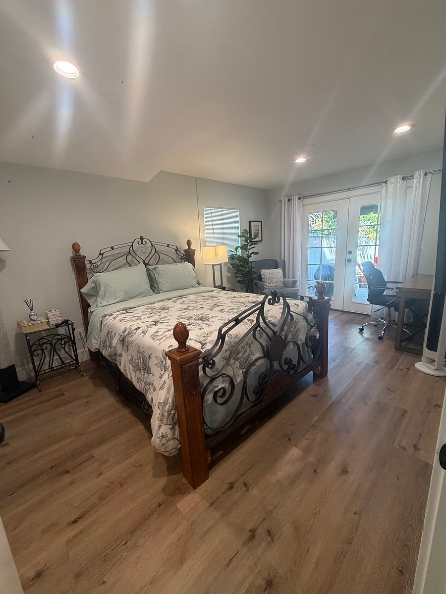 En-Suite Bedroom