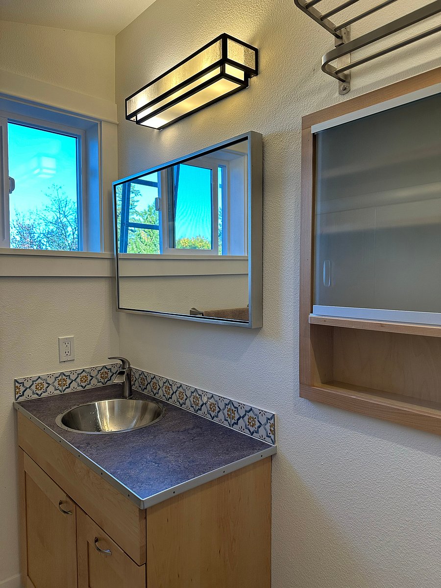 Furnished Finder property 1052502_1 photo 12
