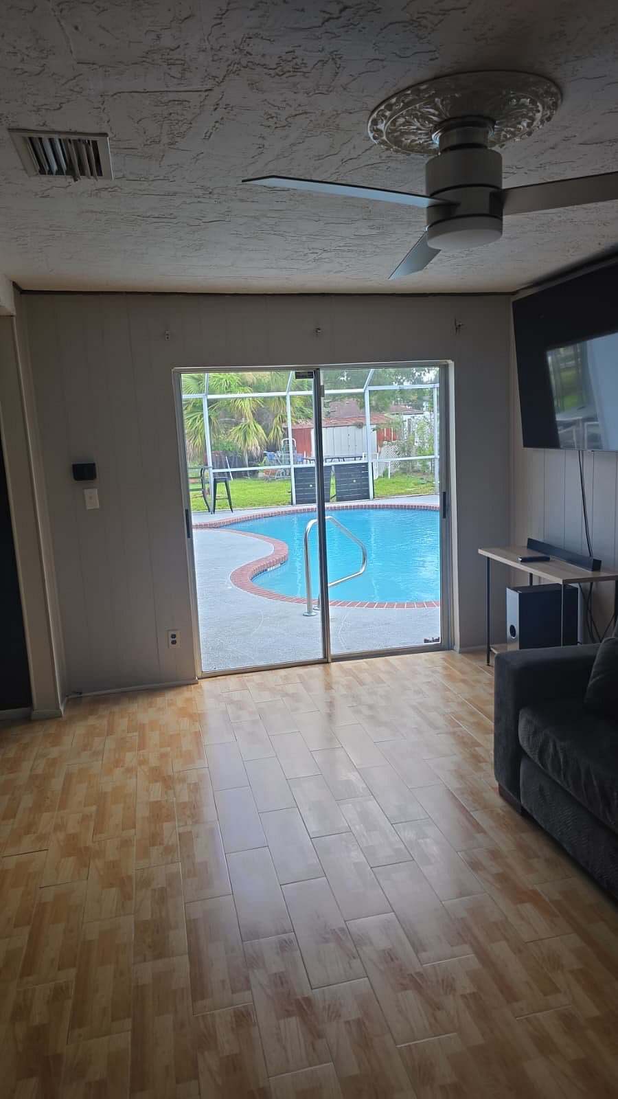 Furnished Finder property 1052511_1 photo 11