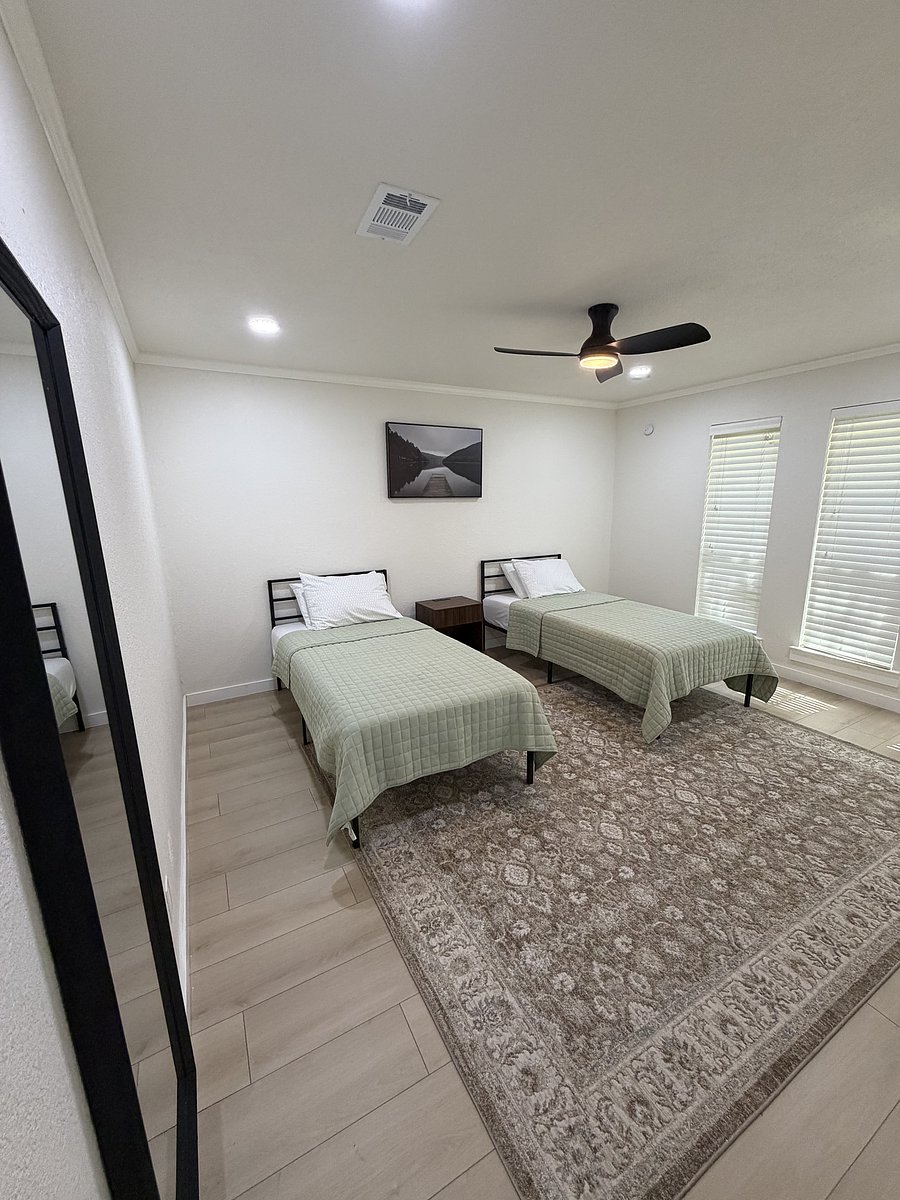 Furnished Finder property 1052514_1 photo 21