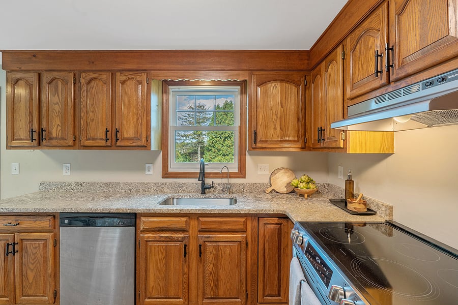 Furnished Finder property 1052517_1 photo 9