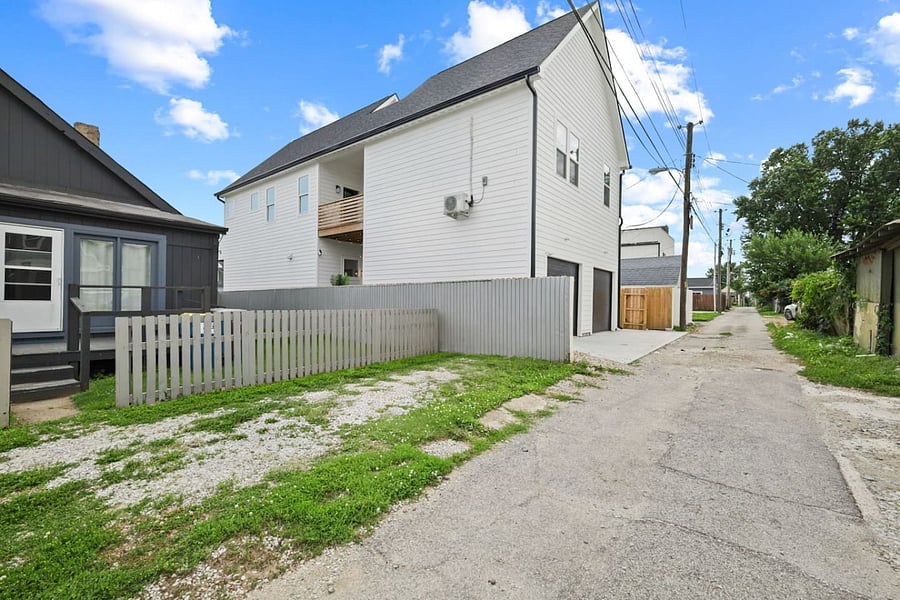 Furnished Finder property 1052520_1 photo 22