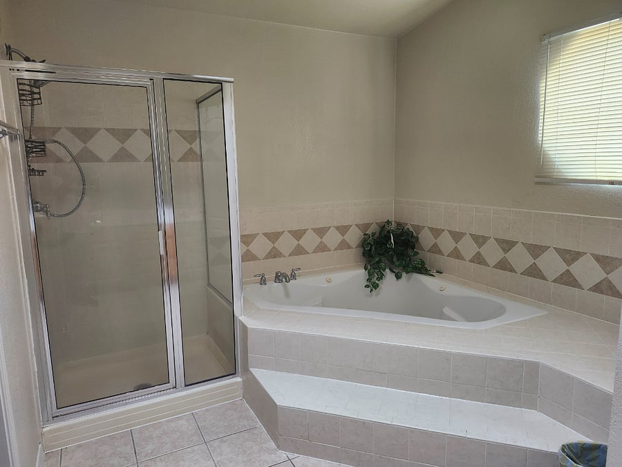 Furnished Finder property 1052547_1 photo 12