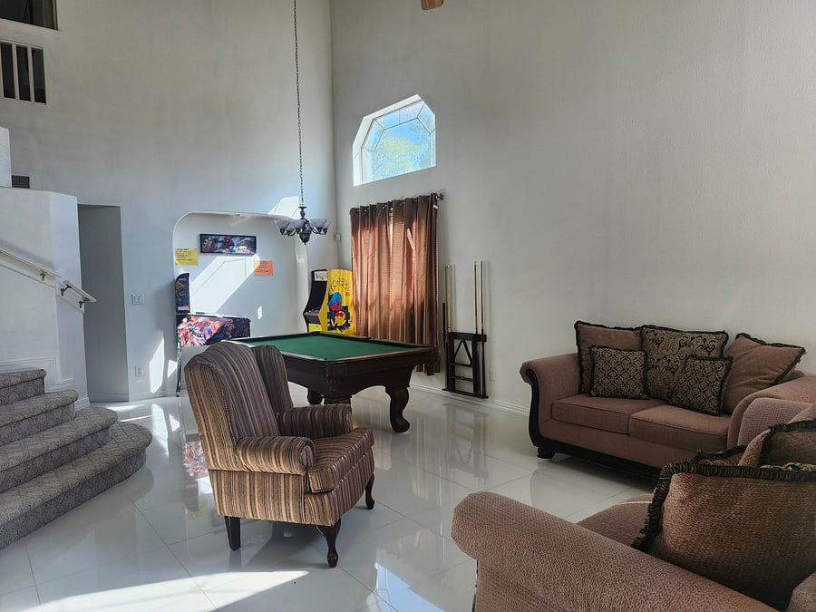 Furnished Finder property 1052547_1 photo 25