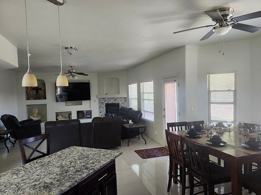 Furnished Finder property 1052547_1 photo 29