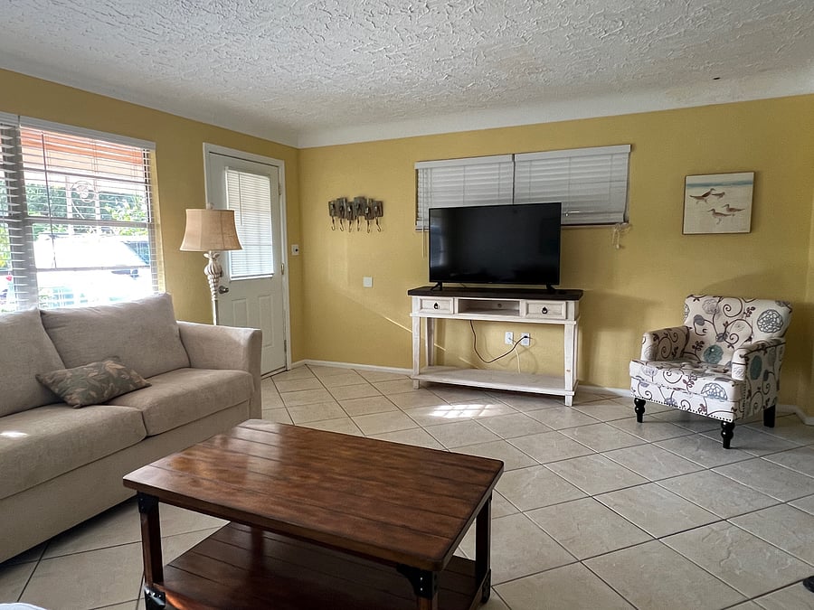 Furnished Finder property 1052548_1 photo 3