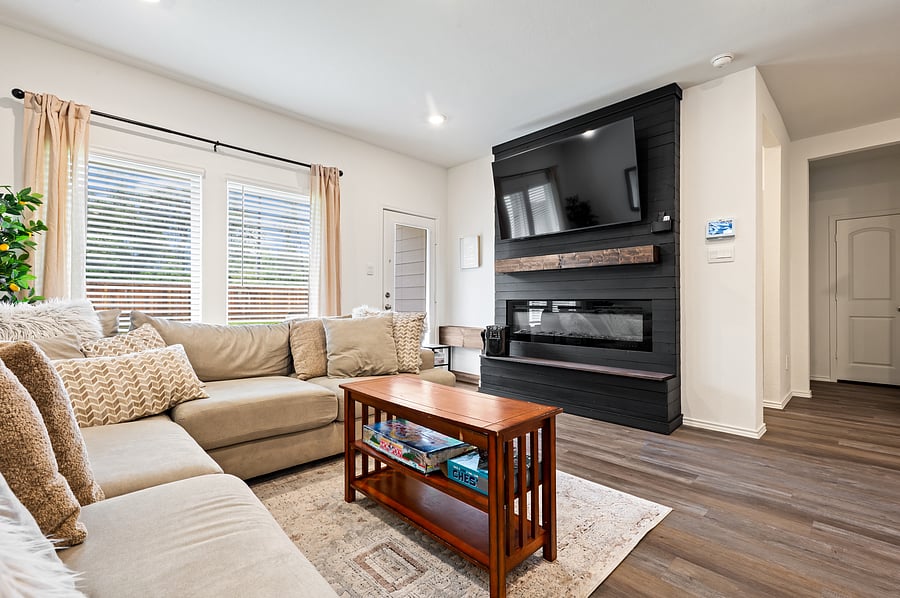 Furnished Finder property 1052588_1 photo 3