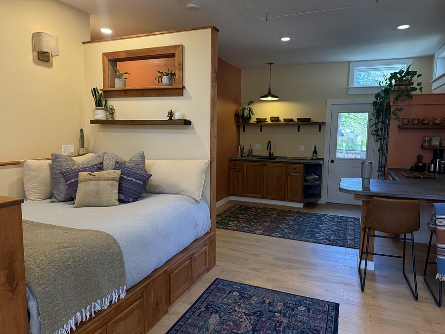 Furnished Finder property 1052591_1 photo 1