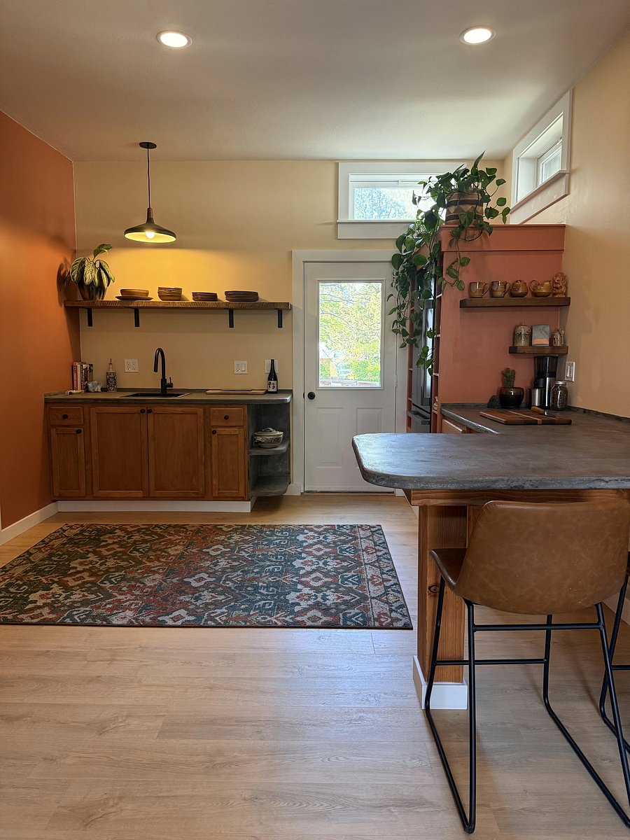 Furnished Finder property 1052591_1 photo 5