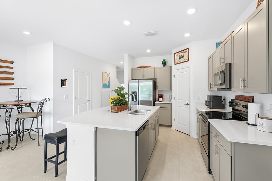 Furnished Finder property 1052603_1 photo 25