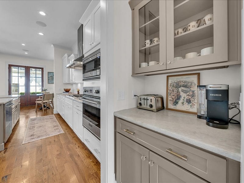 Furnished Finder property 1052610_1 photo 11