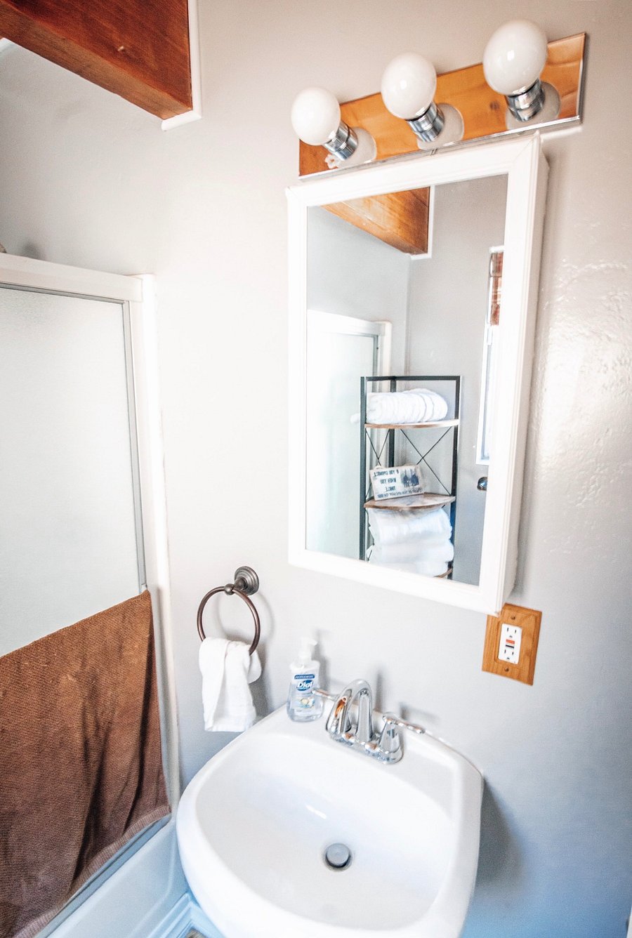 Furnished Finder property 1052618_1 photo 10