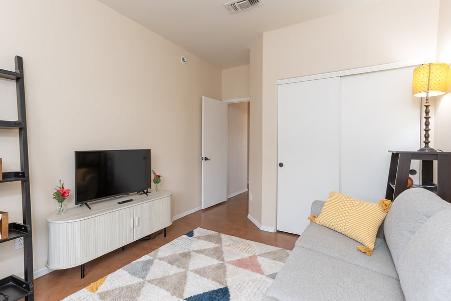 Furnished Finder property 1052623_1 photo 28