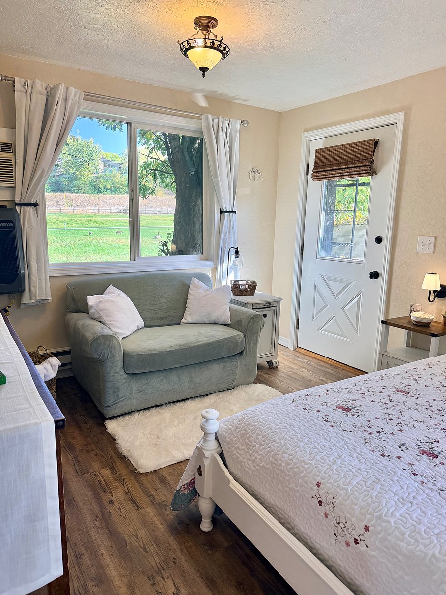 Furnished Finder property 1052625_1 photo 7