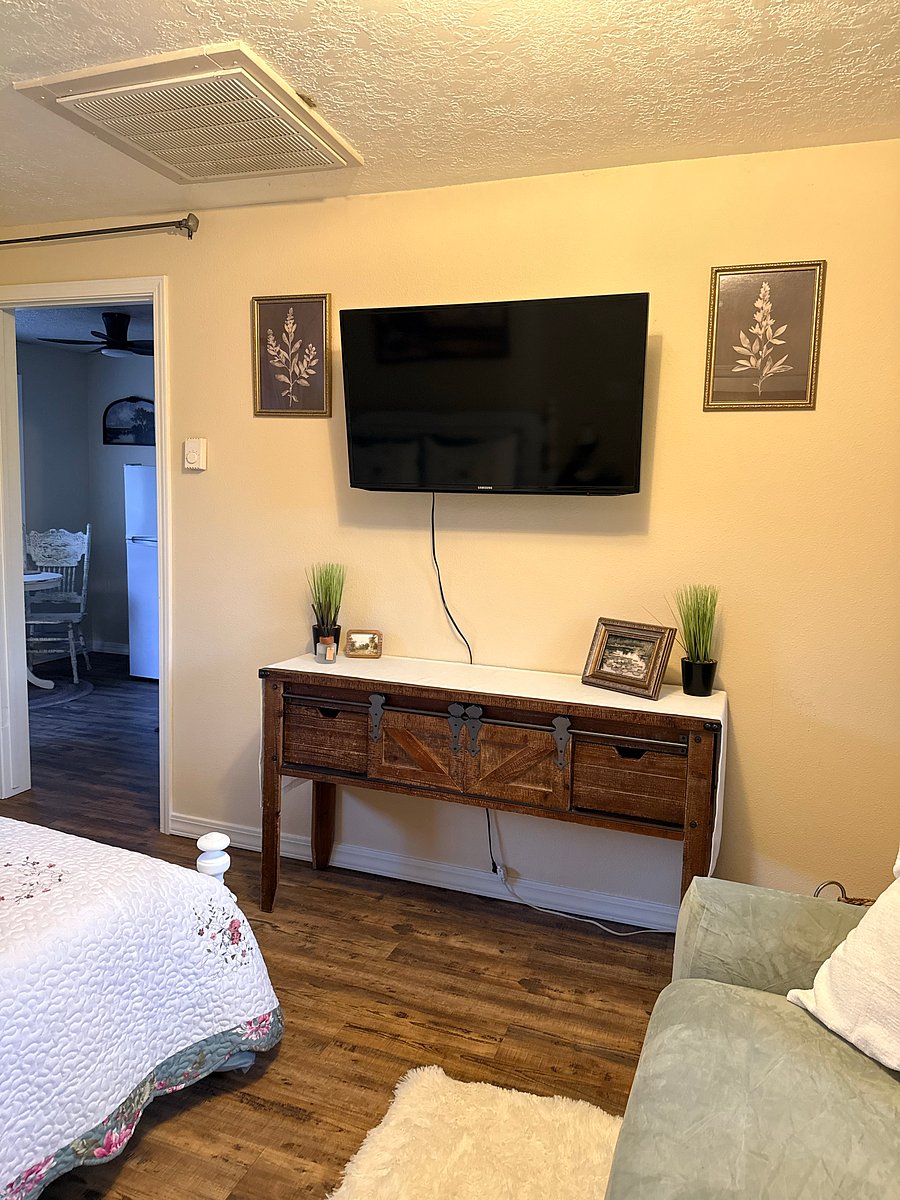 Furnished Finder property 1052625_1 photo 16