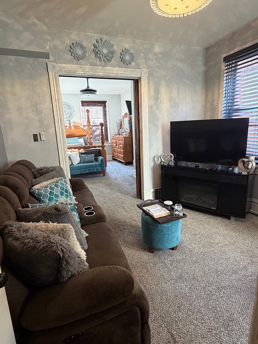 Furnished Finder property 1052632_1 photo 4