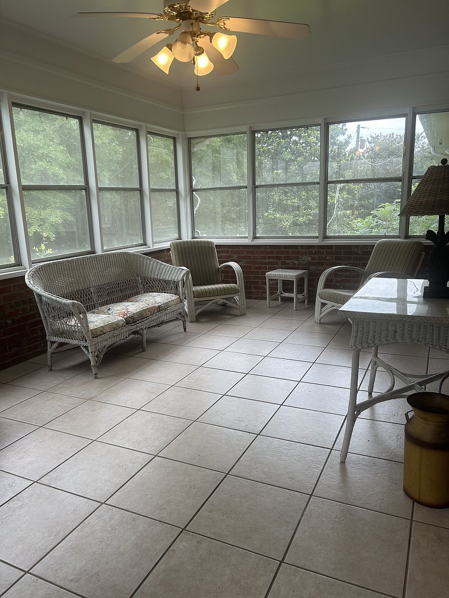 Furnished Finder property 1052638_1 photo 11