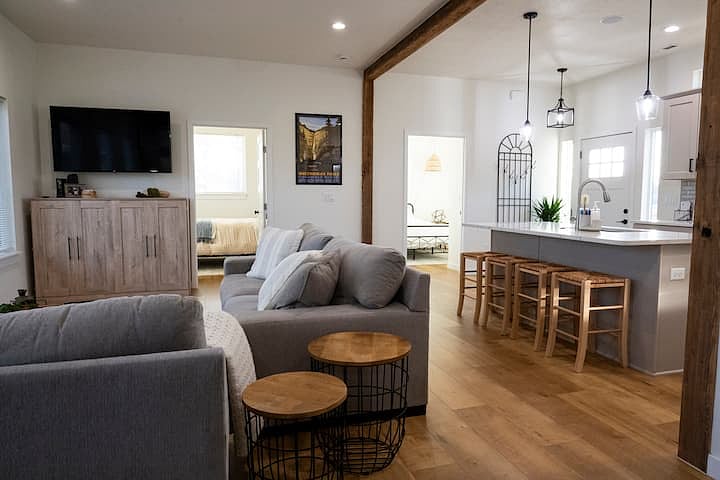 Furnished Finder property 1052660_1 photo 8