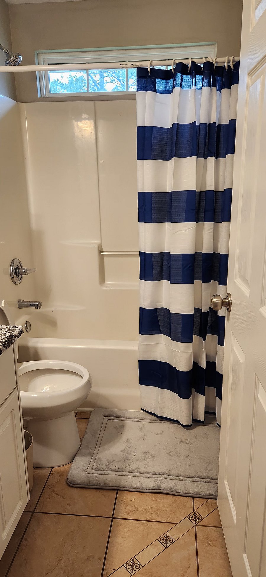 Furnished Finder property 1052662_1 photo 14