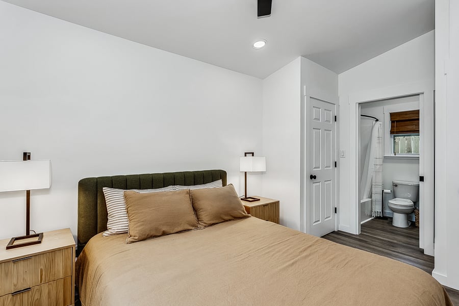 Furnished Finder property 1052683_1 photo 10