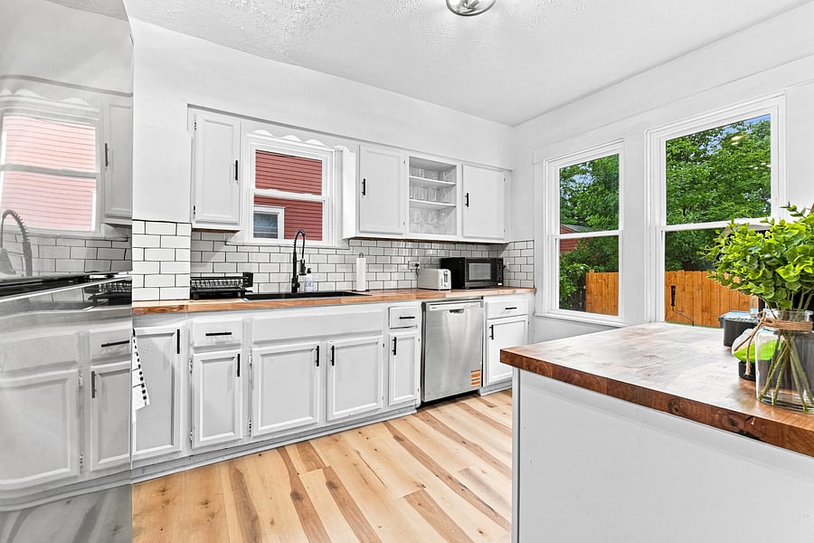 Furnished Finder property 1052689_1 photo 16