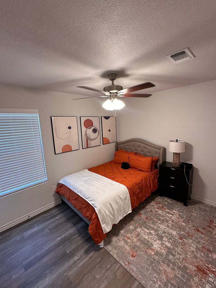 Furnished Finder property 1052702_1 photo 4